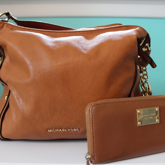 Michael Kors Set - Picture 2 of 9